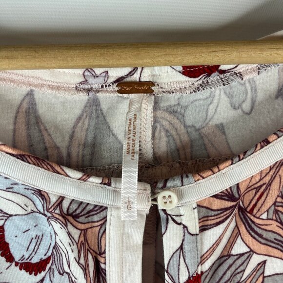 Free People Womens Blouse Top Size Large Keepin On Printed Cream Floral Boho - Picture 7 of 11